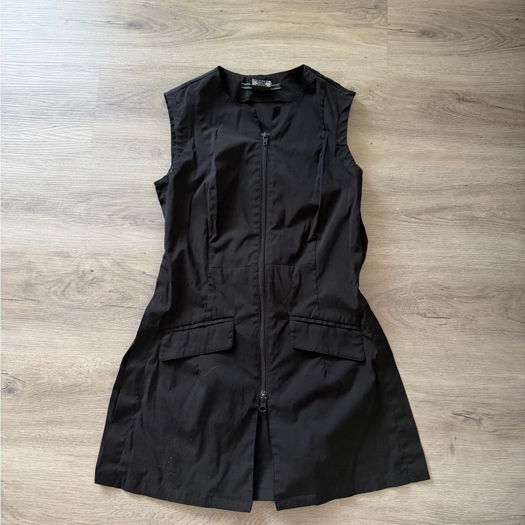 Esthetician Work Vest